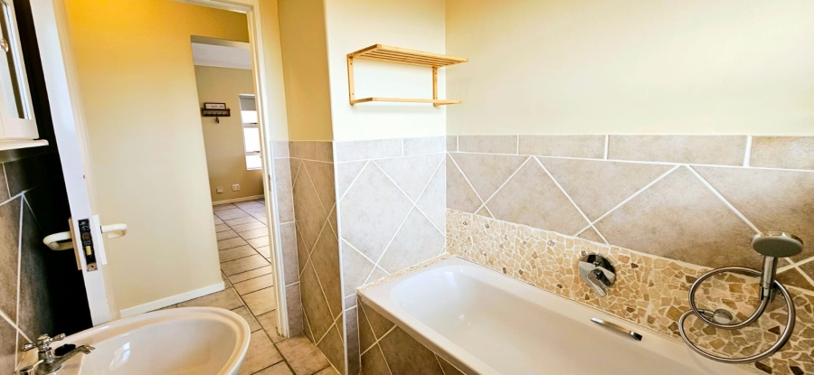 3 Bedroom Property for Sale in Aston Bay Eastern Cape